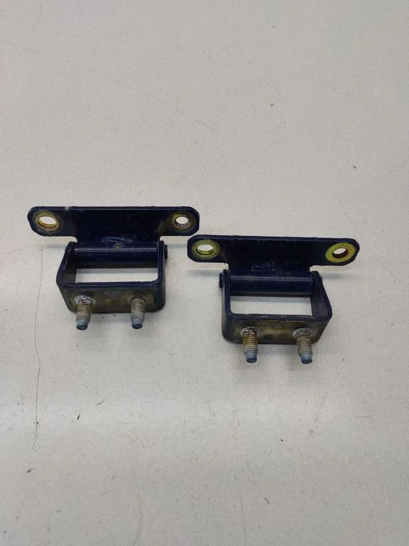 Tailgate/trunk/boot hinge – KIA Sportage (2005-2010)