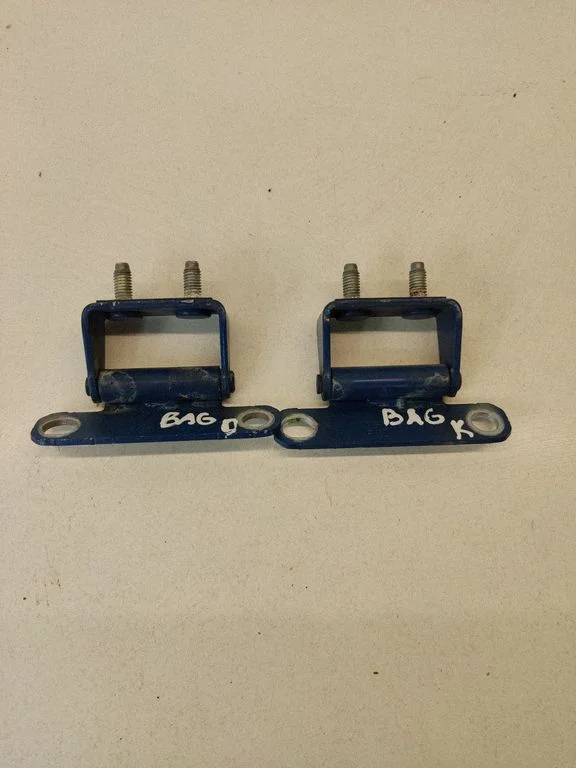 Tailgate/trunk/boot hinge – KIA Sportage (2011-2016)
