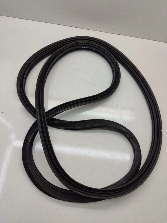 Loading door rubber seal (on body) 87321D4300
