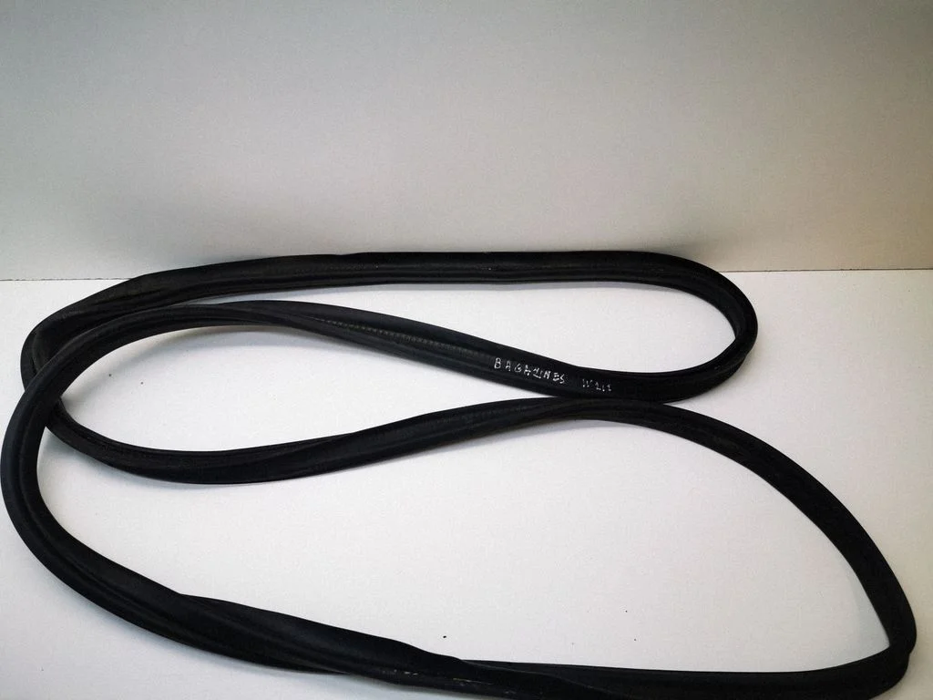 Loading door rubber seal (on body) – Mercedes-Benz E-Class W212 (2009-2016)