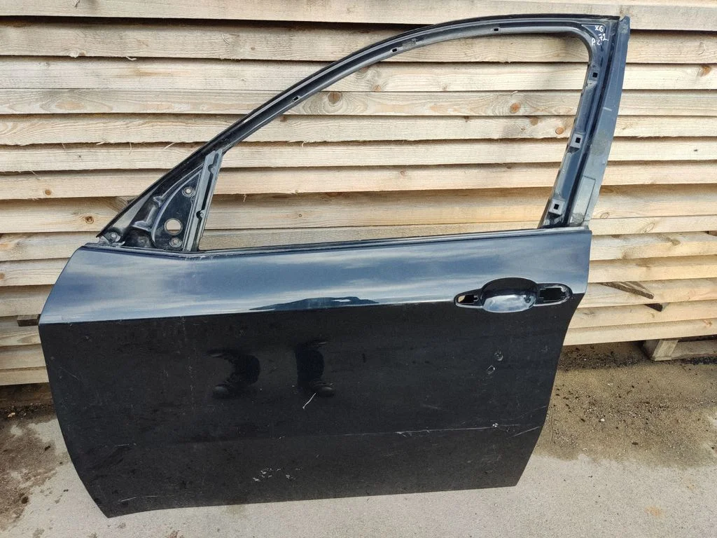 Esiuks – BMW X6 E71 (2008-2014)