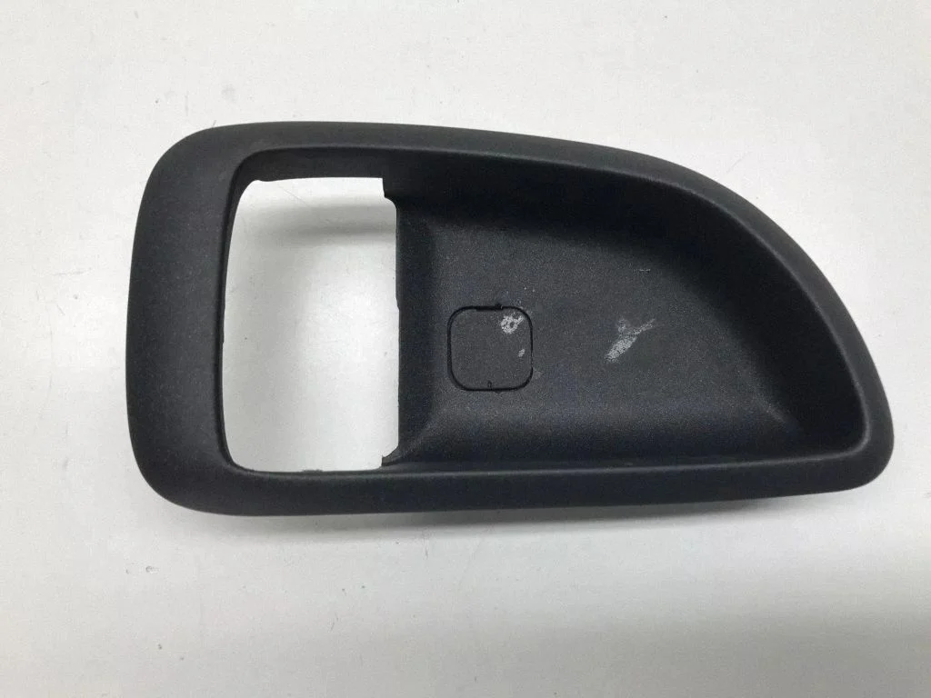 Front door cover/cap – Hyundai Santa Fe (2000-2006)