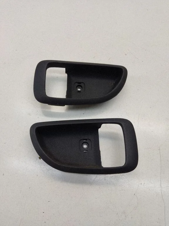 Front door cover/cap – Hyundai Santa Fe (2000-2006)