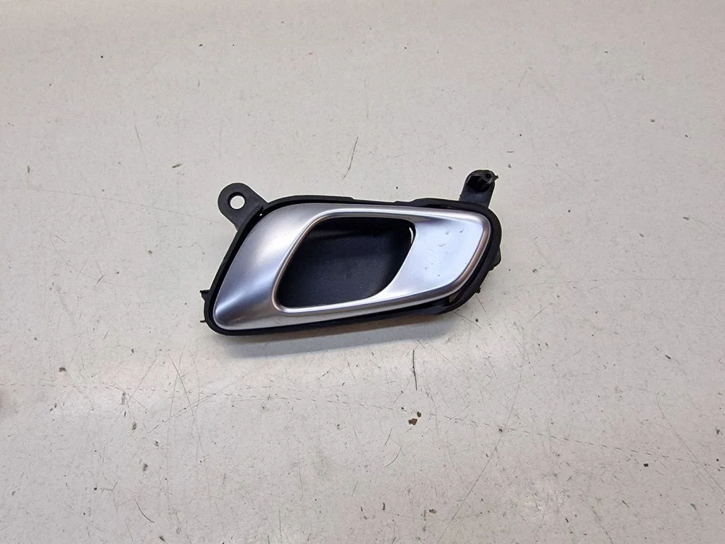 Front door interior handle – KIA Ceed (2018-)