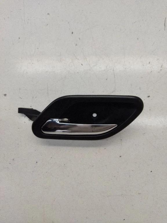 Front door interior handle – BMW 5 Series E39 (1996-2003)