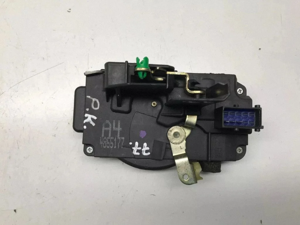 Front door lock 4855177
