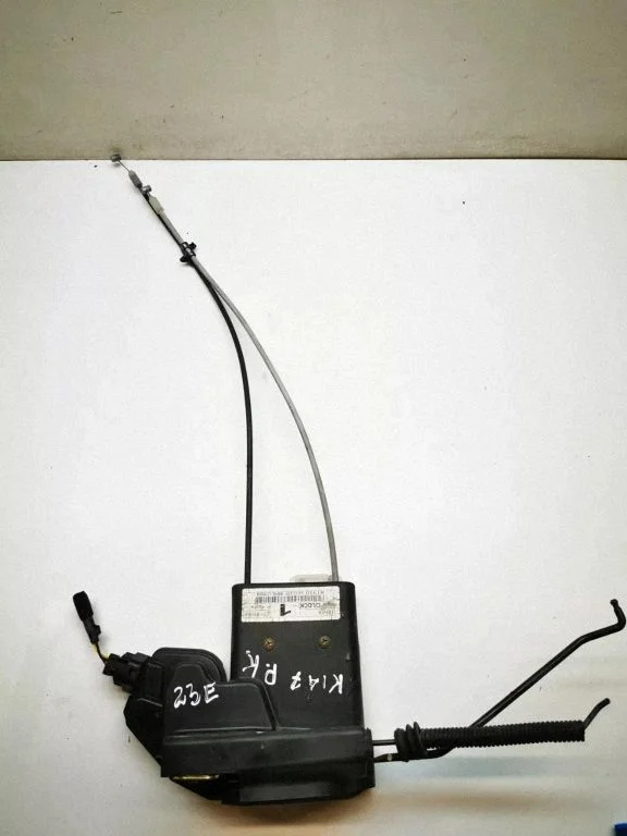 Esiukse lukk 813101F010