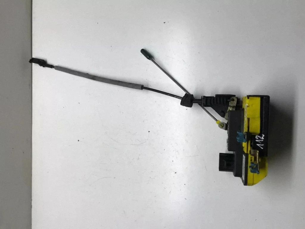 Front door lock – Volvo S80 (2004-2006)
