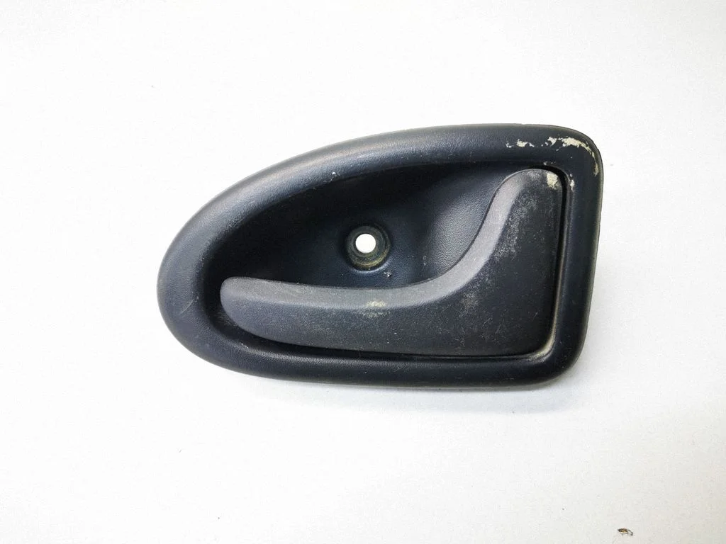 Front door interior handle – Renault Trafic II (X83) (2001-2014)