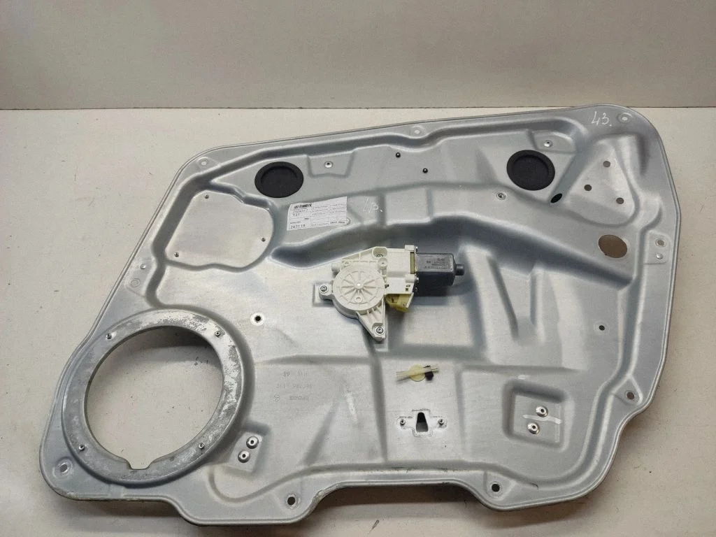 Esiukse elektriline aknatõstuk mootoriga A1648209485