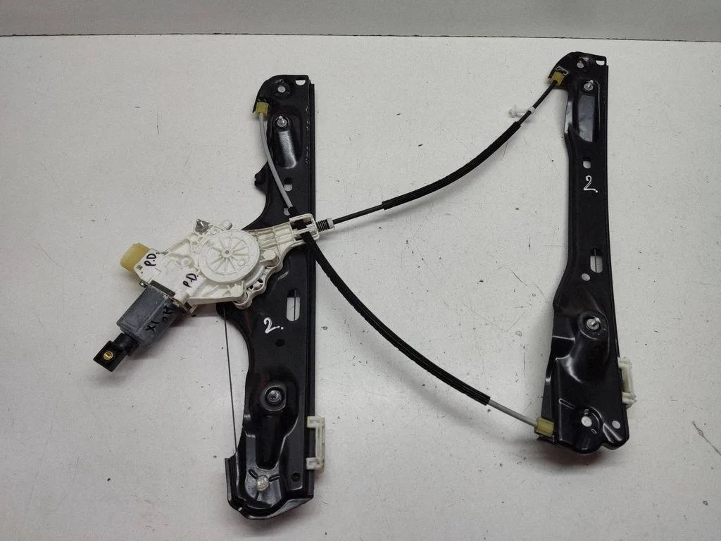 Front door window regulator with motor 6927028