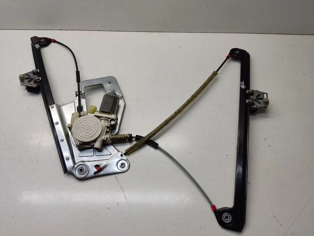 Front door window regulator with motor 8360512