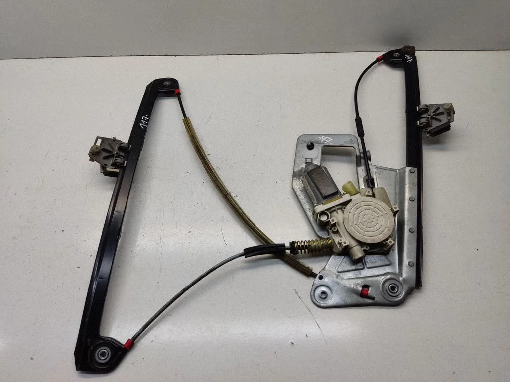 Front door window regulator with motor 8360511