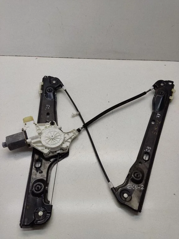 Front door window regulator with motor – BMW 3 Series E90 E91 (2005-2012)