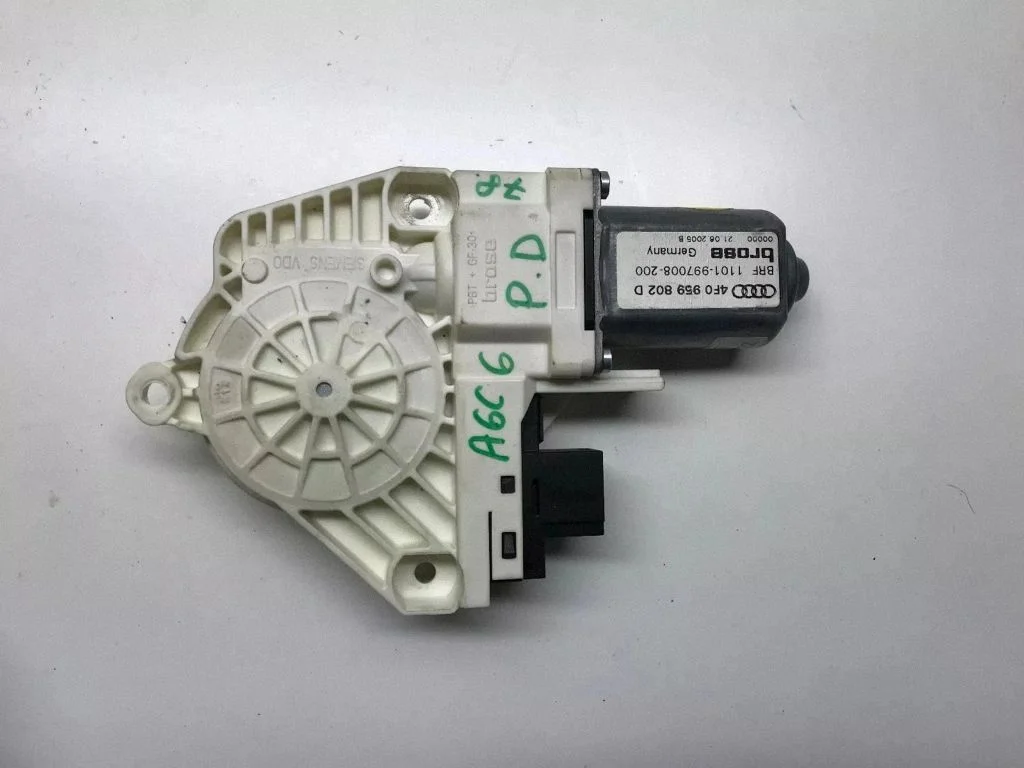 Front door window regulator motor 4F0959802D