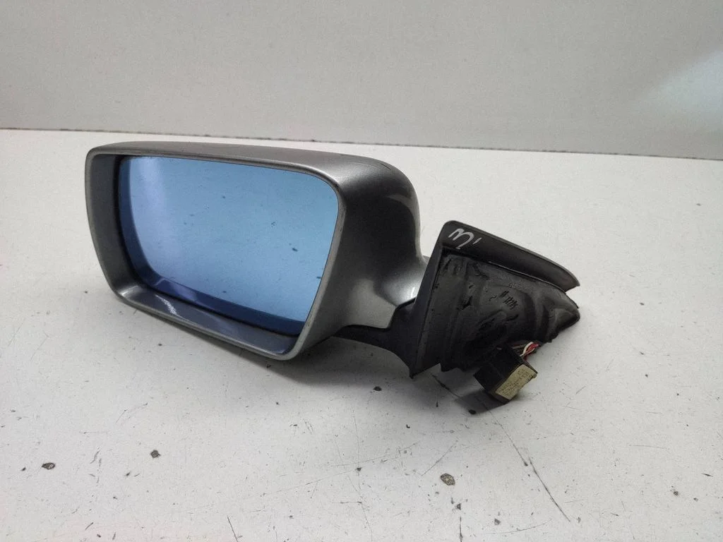 Lusterko elektryczne 4Z7858531