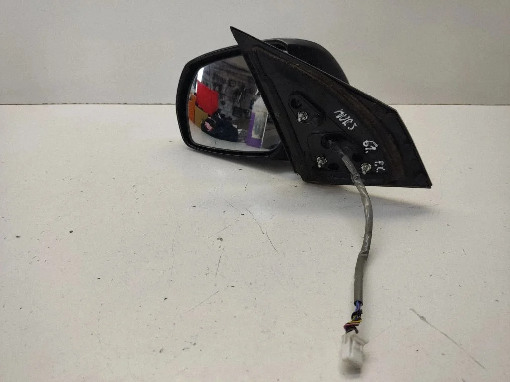 Esiukse elektriline välispeegel E4012286