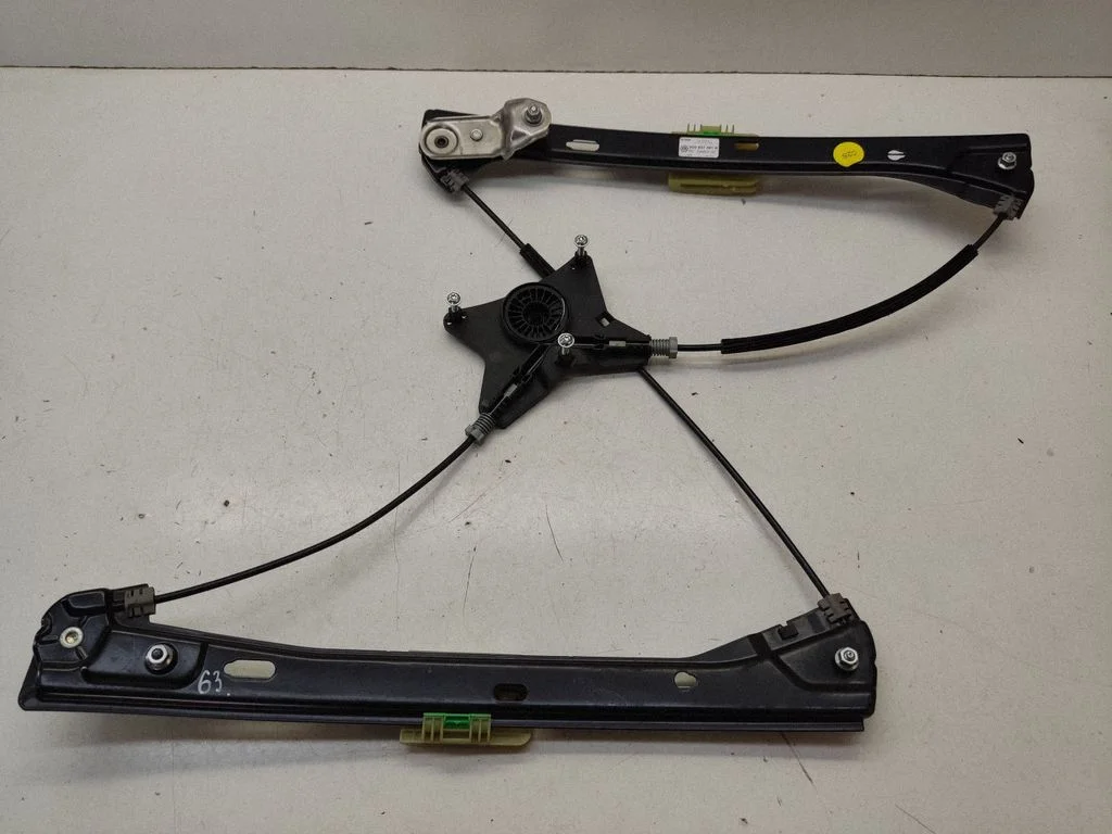 Front window lifting mechanism without motor 3G0837461A
