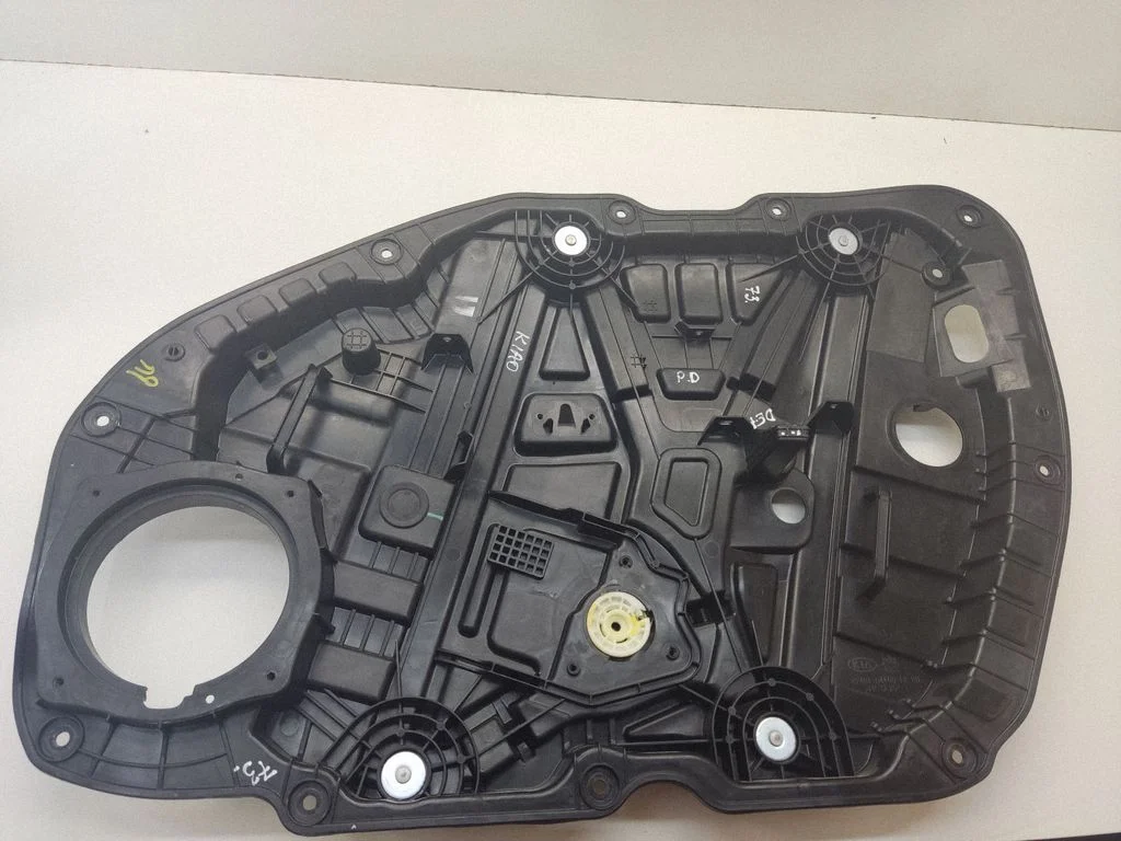 Front window lifting mechanism without motor 82481D4000