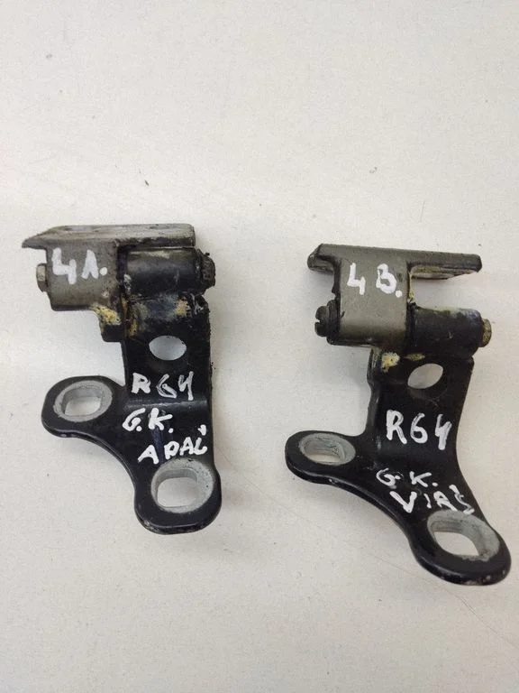 Rear door hinge set 70254659