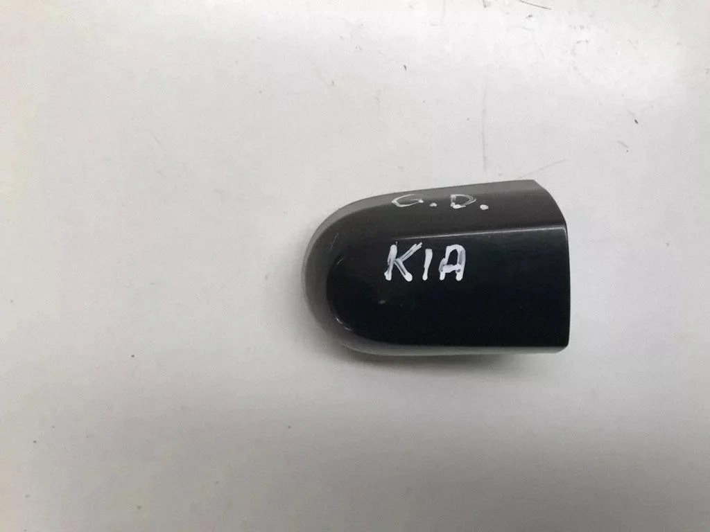 Tagaukse käepideme kate – KIA Sportage (2005-2010)
