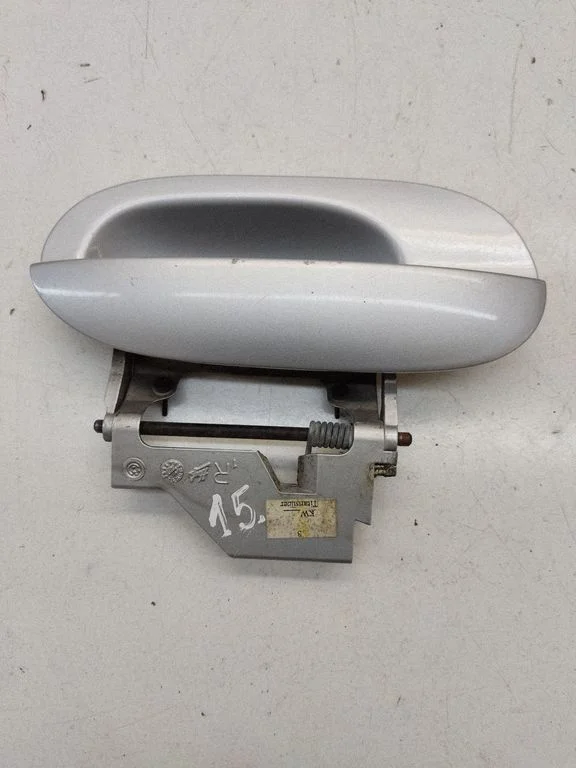 Rear door exterior handle – BMW 5 Series E39 (1996-2003)