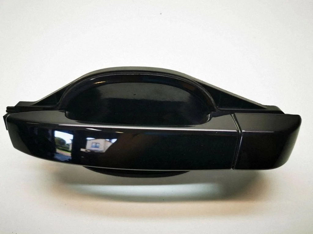 Rear door exterior handle 7042484