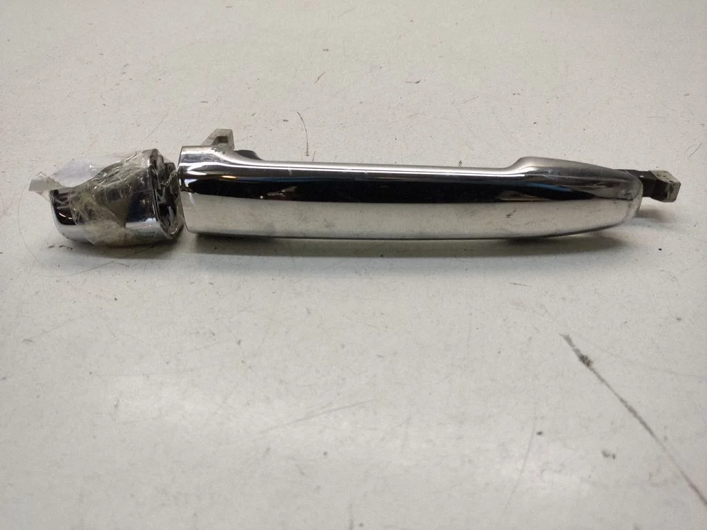 Rear door exterior handle – rear left