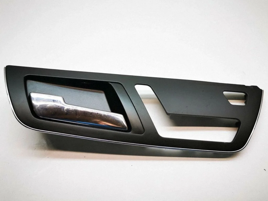 Rear door interior handle – Mercedes-Benz S-Class W221 (2005-2013)