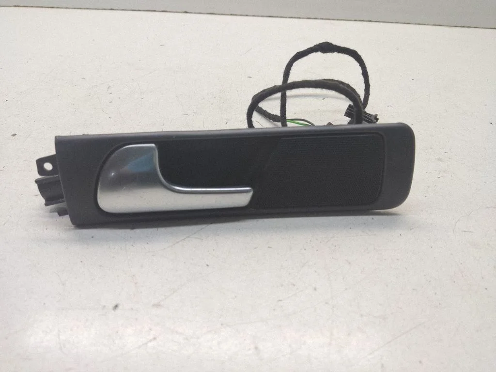 Rear door interior handle – Audi A6 Allroad C5 (1999-2005)