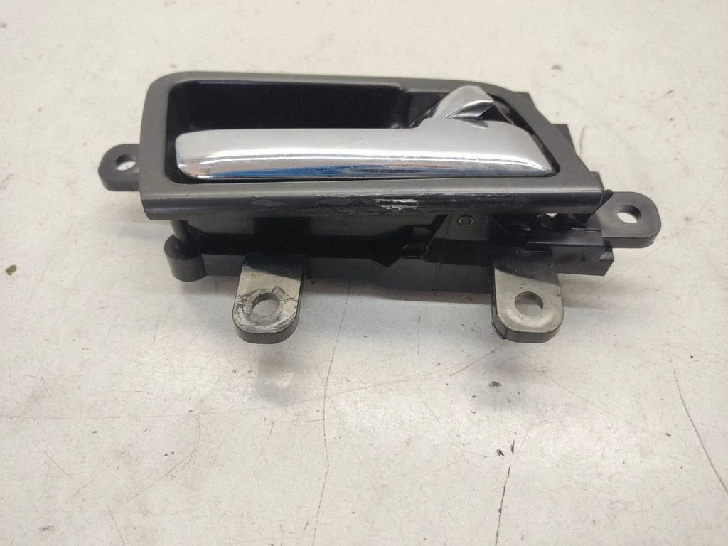Rear door interior handle 836202T000