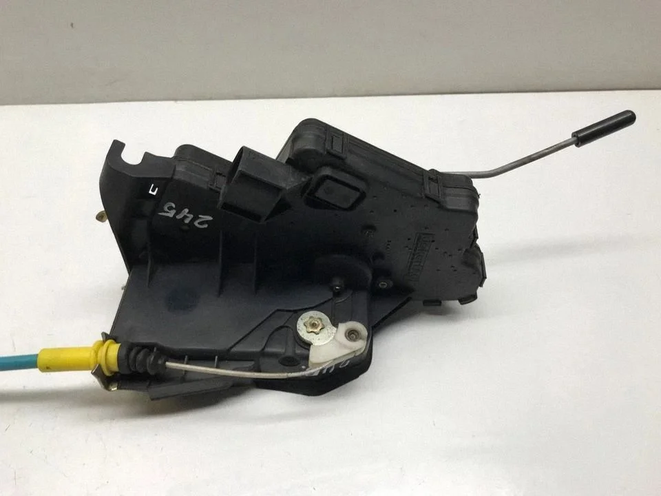 Rear door lock HTL245