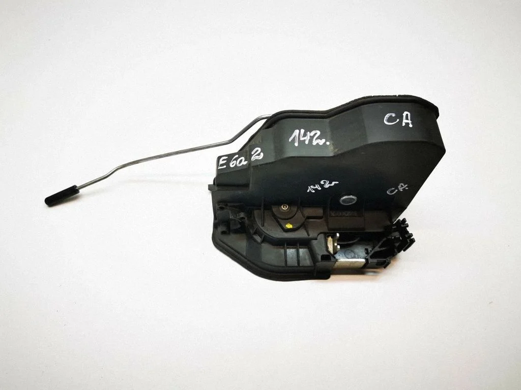Rear door lock 7202148