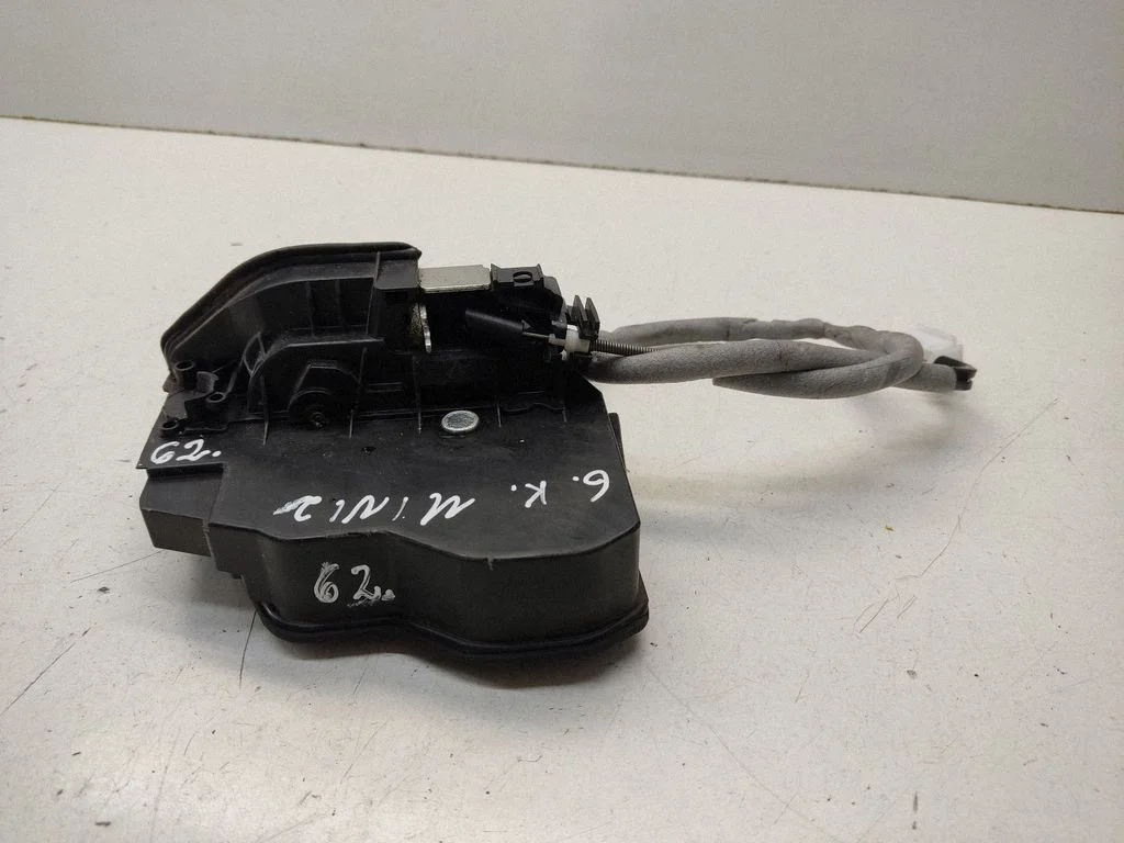 Rear door lock – Mini Cooper Countryman R60 (2011-2016)