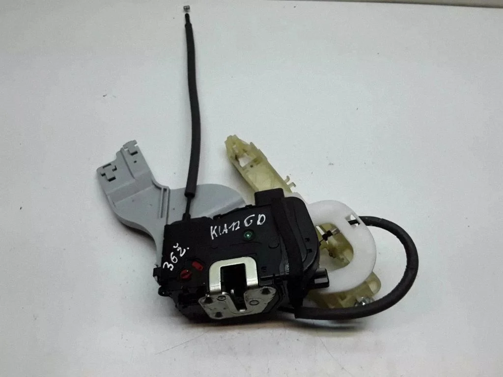 Rear door lock 814203U000
