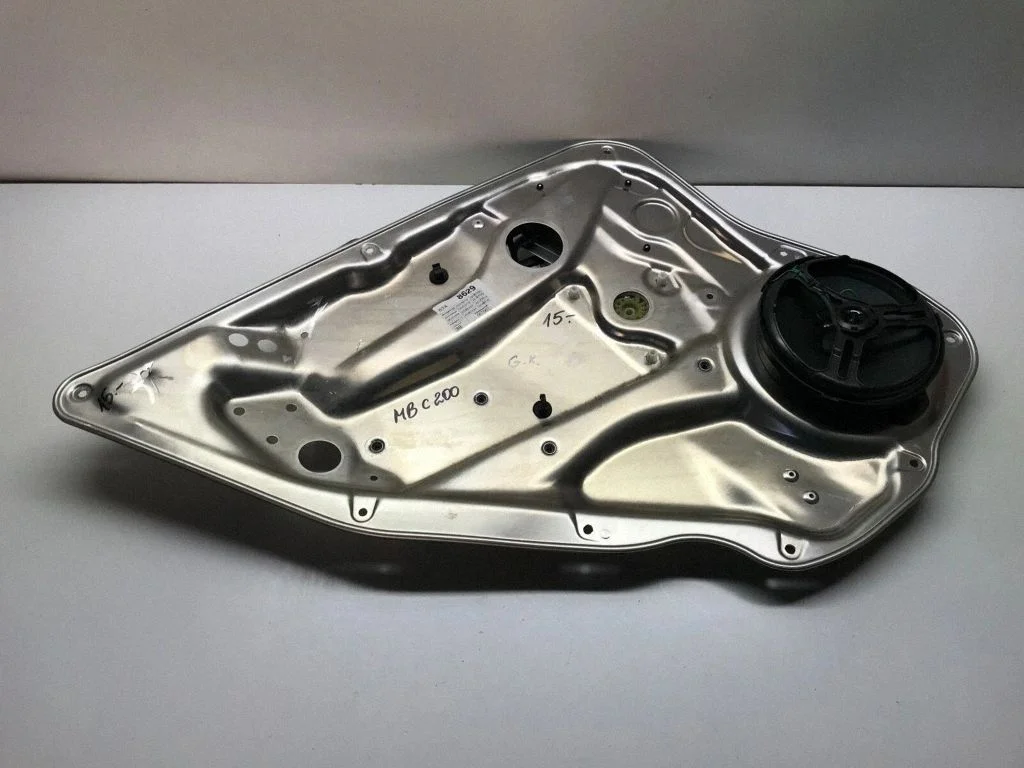 Rear window lifting mechanism without motor – Mercedes-Benz C-Class AMG W204 (2007-2014)
