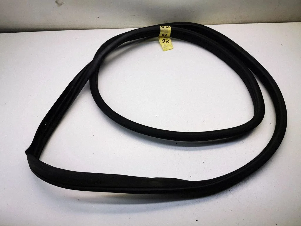 Rear door rubber seal (on body) – Mercedes-Benz E-Class W212 (2009-2016)