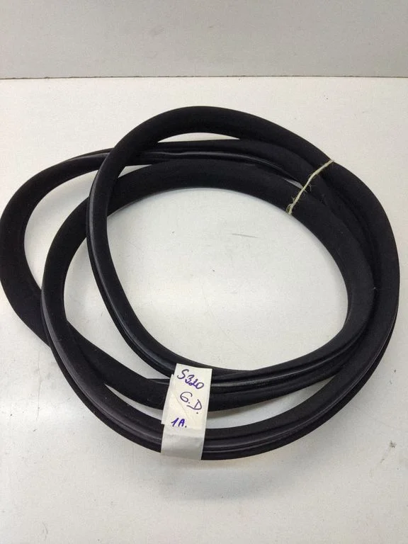 Tagaukse tihend (kere pool) – Mercedes-Benz S-klass W221 (2005-2013)
