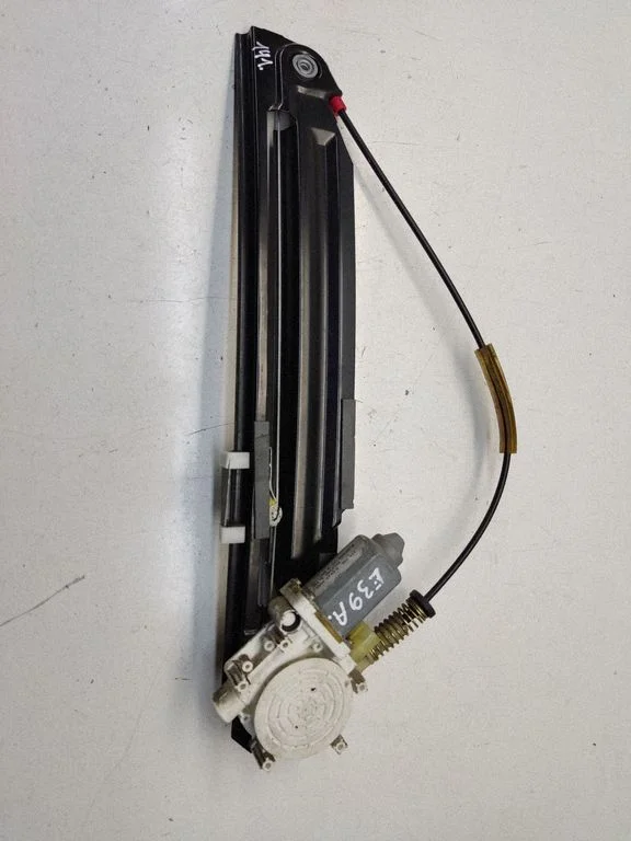 Rear door window regulator with motor 8360511