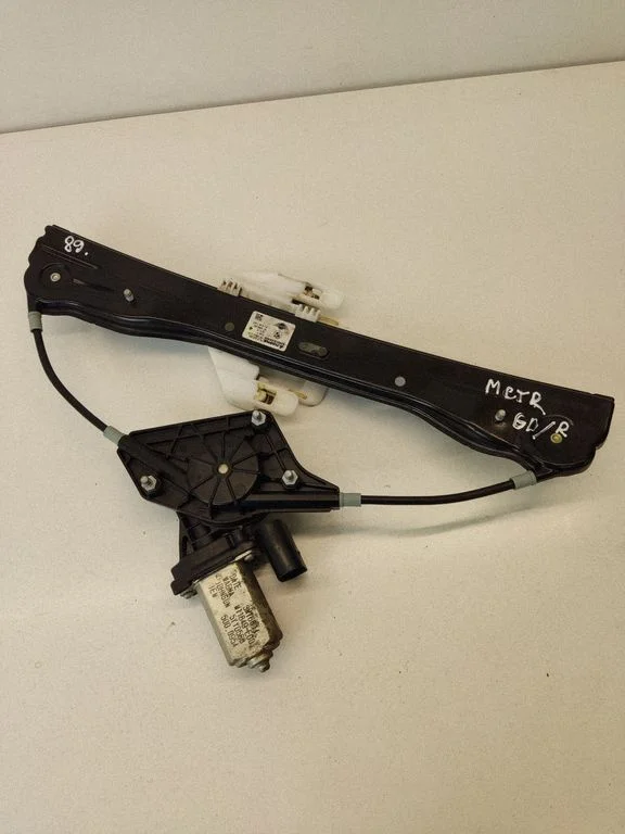Rear door window regulator with motor – Mini Cooper Countryman R60 (2011-2016)