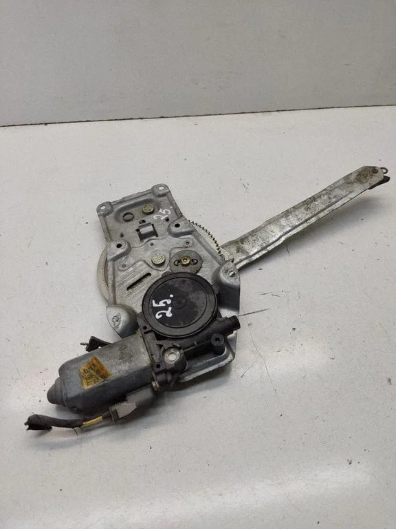 Rear door window regulator with motor 1387435