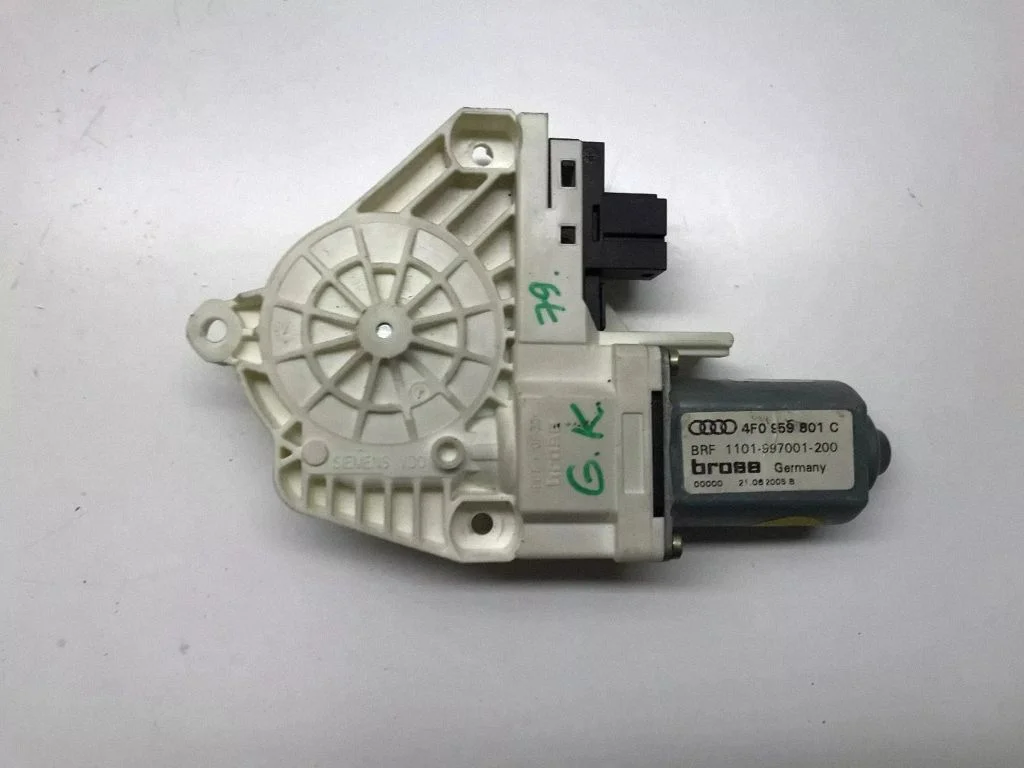 Rear door window regulator motor 4F0959801C