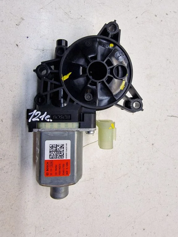 Rear door window regulator motor – KIA Ceed (2018-)