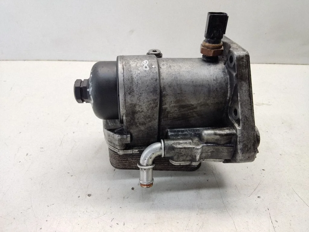 Oil filter mounting bracket 70313766