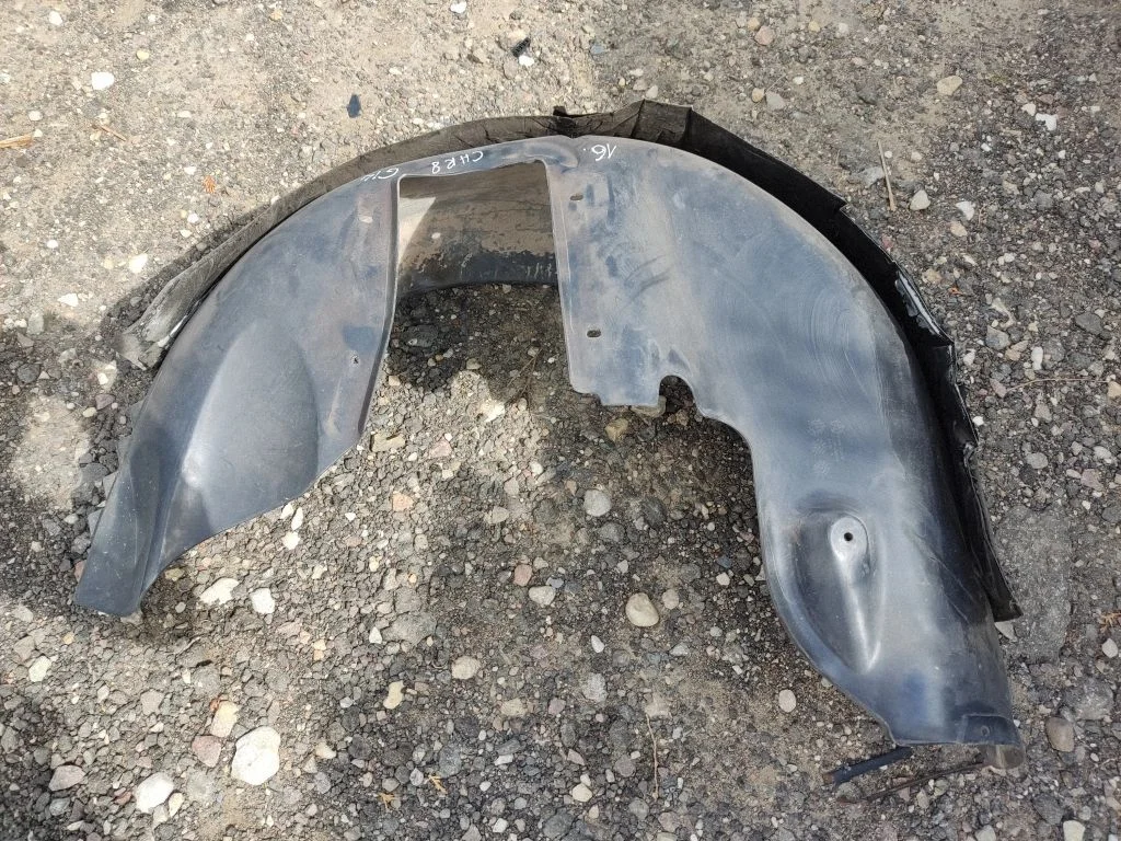Rear arch fender liner splash guards 05065221AC