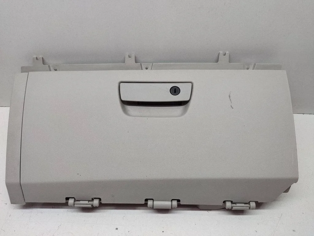 Cimdu nodalījums – Chrysler Grand Voyager V (2007-2015)