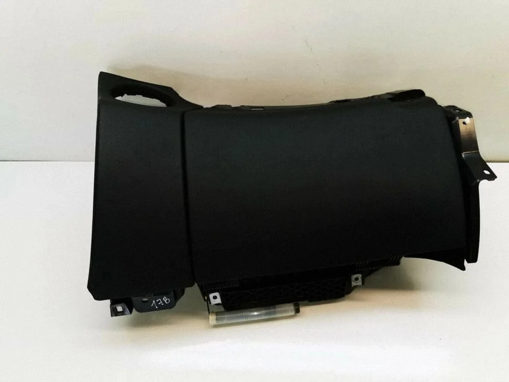 Glove box E0448831022