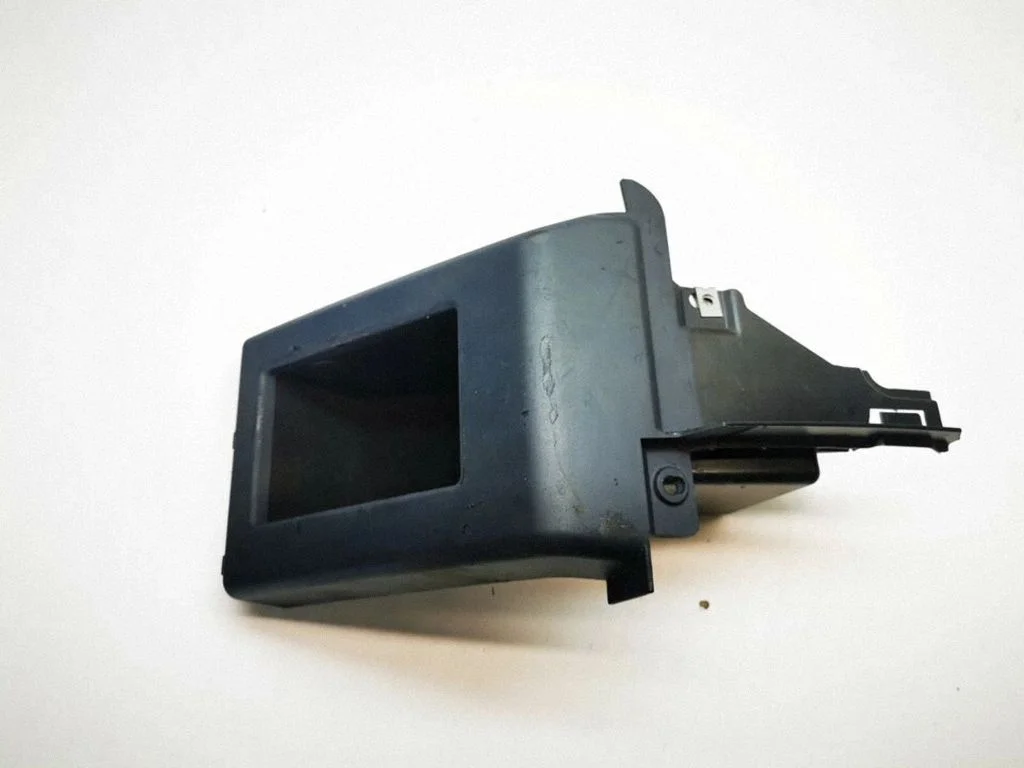 Glove box 7024913