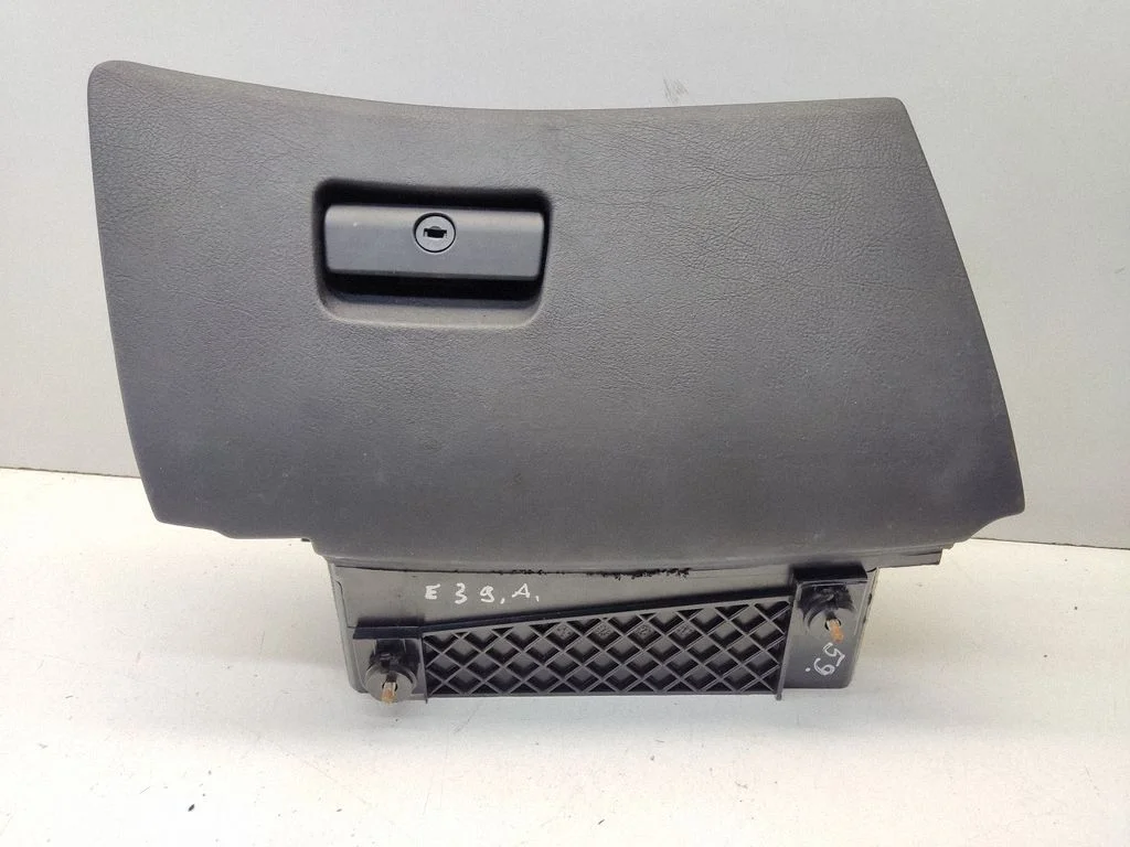 Glove box – BMW 5 Series E39 (1996-2003)