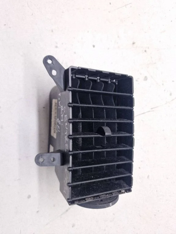 Dash center air vent grill 05028821AA